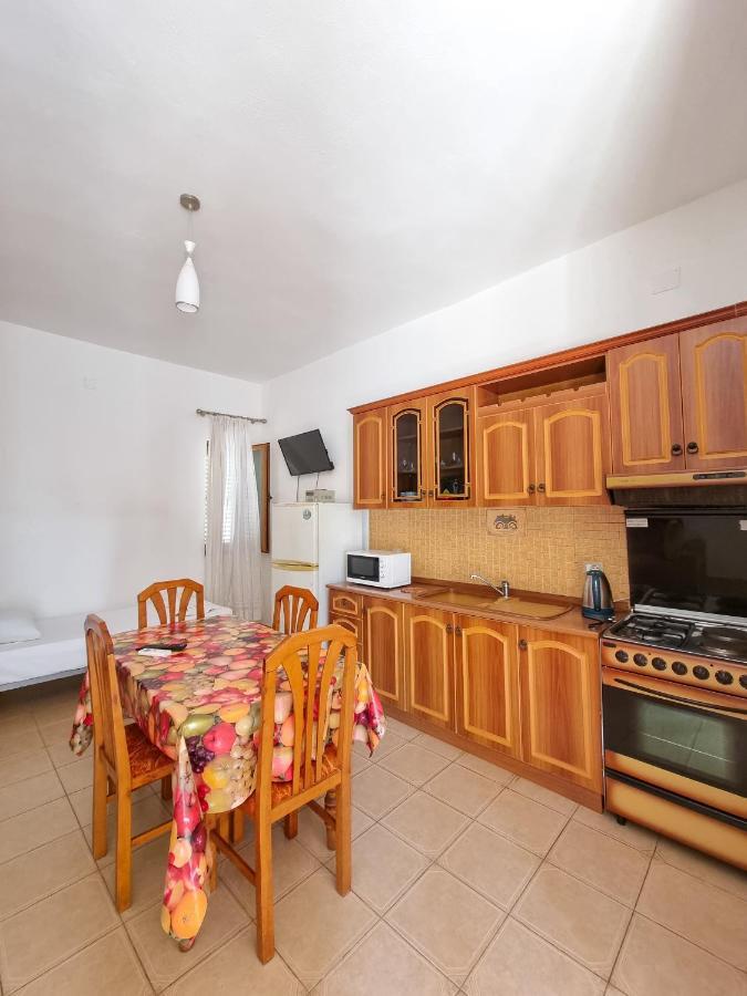 Apartment Celaj Velipojë Eksteriør billede